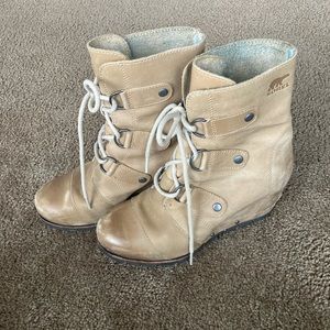 Sorel Joan of Arctic wedges